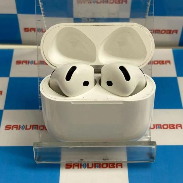 【美品】 AirPods 4 ホワイト MXP63J/A 即日発送　未使用品 Apple AirPods 4 (第4世代) H2チップ搭載 クリアな音質と快適な