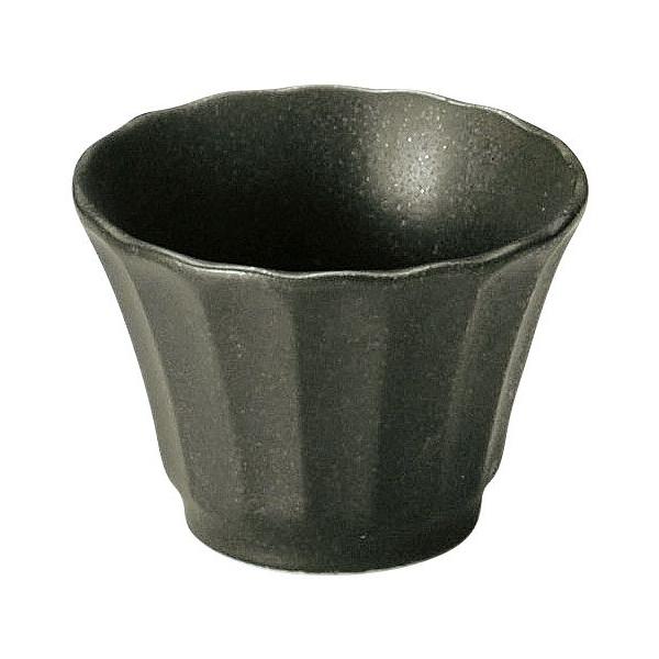オシャレな美濃焼の器。しっかりとした作りで家庭用はもちろん飲食店などでの業務用食器としておすすめです。サイズ：直径5.5×高さ4 (cm)　 満水容量：約40cc重さ：約38g材質：陶磁器、美濃焼、日本製※陶磁器製造の性質上、サイズ、容量等...
