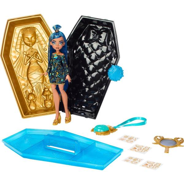 Monster High Doll and Beauty Kit, Cleo De Nile Golden Glam Case 