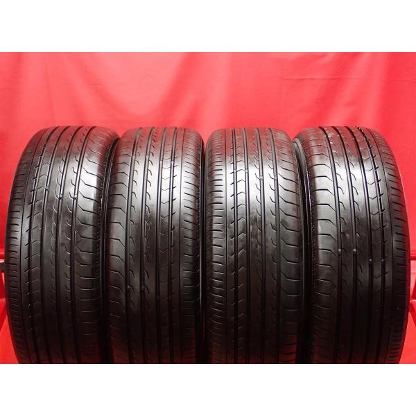中古タイヤ 4本セット 《 ヨコハマ 》 ブルーアース RV-03 [ 215 中古タイヤ 4本セット 《 ヨコハマ 》 ブルーアース RV-03 [ 215