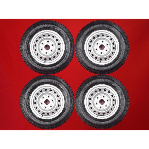 【BS W979 215/70R15 107/105L LT】スタッドレス【トヨタ 100系ハイエース メッキ 純正ホイール 15インチ 6J6HPCD139.7+35】21年　(MTQ664) クレジットカード QRコード決済可能 価格｜215/70R15 107/105L BLIZZAK W979 ブリヂストンタイヤ
