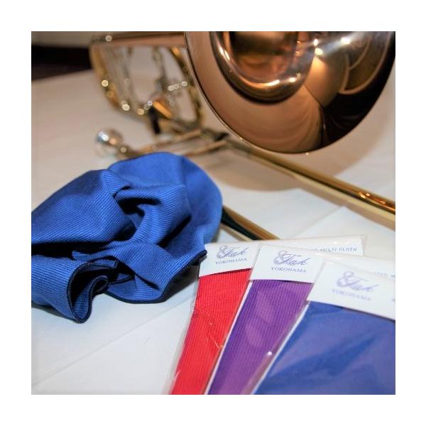 金管楽器・木管楽器のキーの汚れが簡単に落す事ができます。ピアノの表面の艶出しにも最高です。このクロスは擦って汚れを引き延ばしているだけでなく、細かい繊維が掴み取るとりように気持ち良く取れます。掴み取るというとキズが付くなど心配されると思いま...