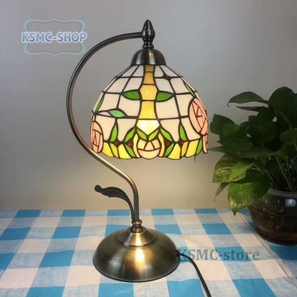 人気top おしゃれ 飾り電灯 北欧 卓上ランプ 花柄 テーブルランプ ガラス おしゃれ 飾り電灯 北欧 卓上ランプ 花柄 テーブルランプ ガラス工芸 書斎 寝室 豪華 レトロ 読書灯 アンティーク 綺麗な卓上照明 ステンドグラス 卓上ライト