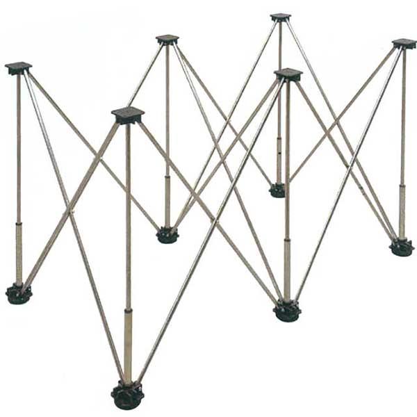 軽量で折りたためる作業台脚。広げて3×6板などを載せれば即席の作業台が完成します。道具や材料の仮置き、丸ノコの切断台、レジャーや会合のテーブル代わりまで幅広く活躍。展開時サイズは幅1160×奥行617×高さ736mm、収納時は幅188×奥行...