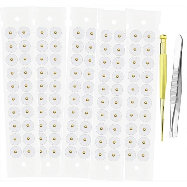 100個のビーズ、耳針ジュエリー、チタン耳針ジュエリーセット、ゴールドビーズ、シルバー、耳針ステッカー、ピンセット、経穴確認スティック商品コード：66079749165カラー：金【梱包詳細】1袋に耳針ジュエリーが100個入っています!当店で...