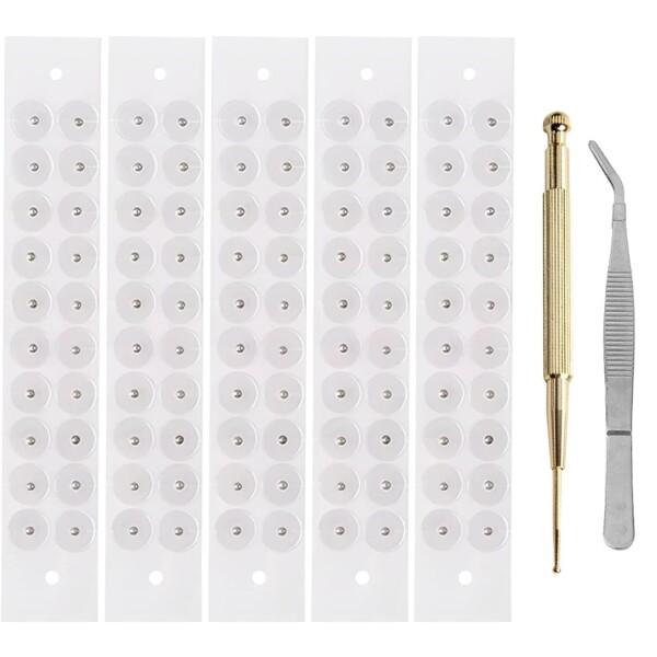 耳ツボシール 耳つぼジュエリーシール 100粒入り ピンセット+やツボ確認棒付属 チタンステンレス鋼製 メッキ金・銀粒 敏感肌対応 耐久性 アレルギー対策 男女兼用ピアスパーツ (銀の珠+こうぐ)商品コード：66079791135カラー：銀...