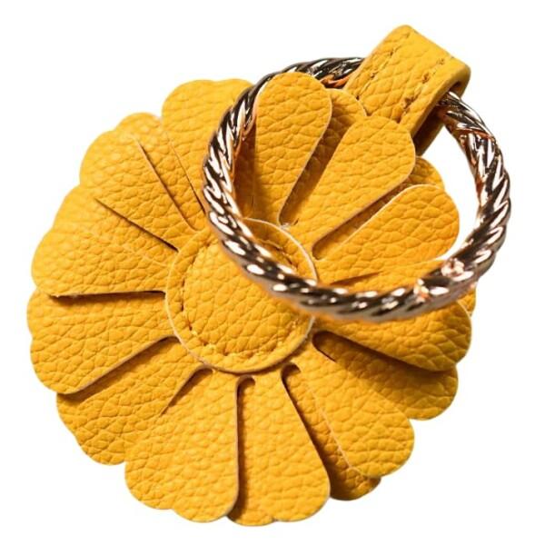 LTG 帽子クリップ 超協力マグネット ハットクリップ キャップクリップ NEK 収納ホルダー 収納フック キーホルダー レザー チャーム キーリング 7986712 (23-イエロー)商品コード：66079791166型番：7986712...