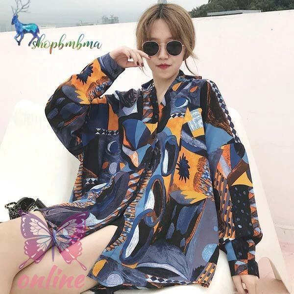 キャンバスをそのまま服にしたようなアーティなビッグシルエットシャツ