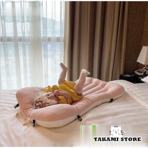 爆買 適用年齢：0〜18ヶ月 ＊衛生的な圧縮パック梱包されています。サイズ：80*55cm取り外し可能?　寝返りもしやすく赤ちゃんがゆったり過ごせます。60℃赤ちゃんを保護してくれ、ママも赤ちゃんも一緒に安心して寝られます。出産祝い ベビー...