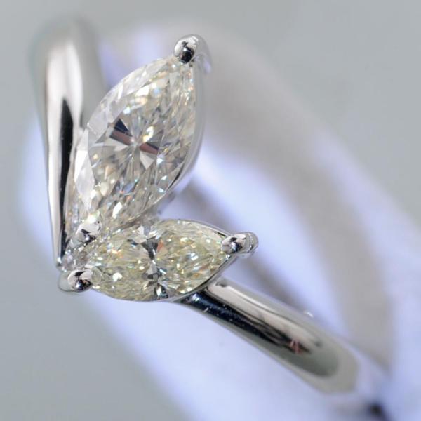 G26】 Pt900 プラチナ900 マーキスダイヤモンド 2石 0.78ct デザイン 