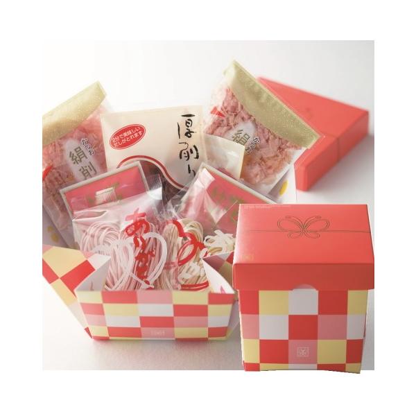 まるじょう　鰹節　かつおぶしemi-ハートうどん・かつお節 セット<セット内容>ハートうどん紅：50g×1 ハートうどん白：50g×1 かつお厚削り：10g×1 かつお絹削り：3g×2 かつお花削り：2g×2 だしの素：10g×...