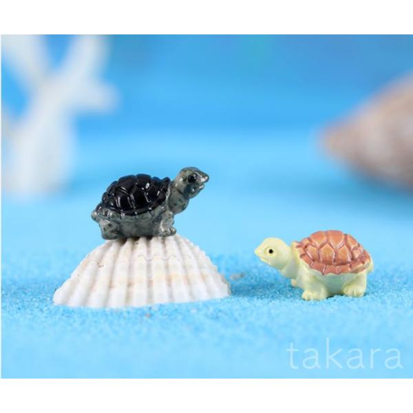 ■詳細セット内容：1個フィギュアサイズ：長さ2cm材質：樹脂生産国：中国■店長のコメントとても小さなスケールにもかかわらず、緻密でリアルな造形で感動をもらいます。車やお部屋のオブジェにはもちろん、ディスプレイ等のパーツ素材にもおすすめです。...