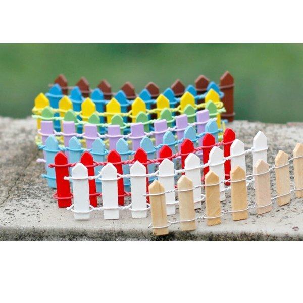 ■詳細セット内容：2枚フィギュアサイズ：約9.5*3cm材質：木生産国：中国特徴：ワイヤでつなげてますので、曲げることができます。■店長のコメントとても小さなスケールにもかかわらず、緻密でリアルな造形で感動をもらいます。車やお部屋のオブジェ...