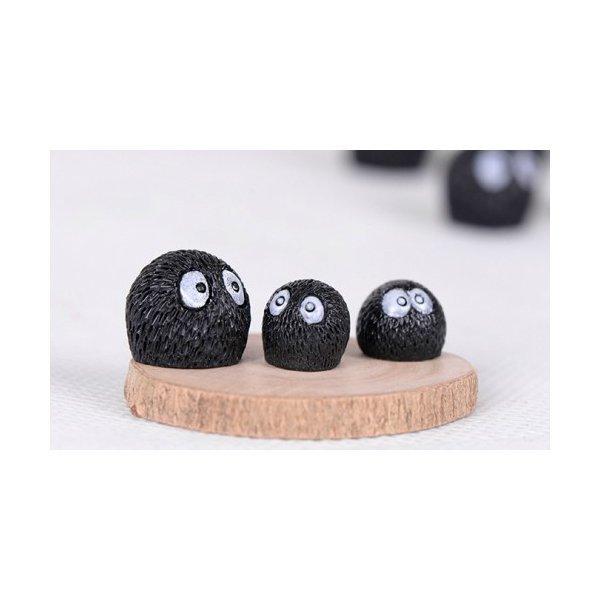 ■商品詳細セット内容：5匹(種類お任せ）フィギュアサイズ：写真をご参考ください。材質：樹脂生産国：中国注意：目の白い部分の塗装が少しずれているもんがあります。ミニミニサイズなので、小さいガラスボールに入れて苔リウムを作るのに向いてます。自立...