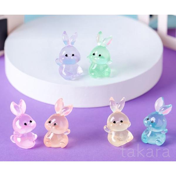 ■商品詳細セット内容：1体フィギュアサイズ：写真をご参考ください。材質：樹脂生産国：中国ミニミニサイズなので、小さいガラスボールに入れて苔リウムを作るのに向いてます。蓄光して暗闇やブルーライトで光ります。ずっと光ることはありません。コケテラ...