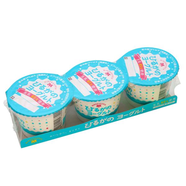 ・乳酸菌BB-12菌使用・生乳850％使用、香料、安定剤（ゼラチン）不使用で作りました。・生クリームを加え、滑らかなおいしさ。