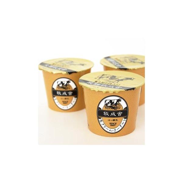 生クリームがふんだんに入った贅沢な味わいのヨーグルトです。なめらかな舌ざわりとほど良い酸味、コクがあって深みのある味わいは生クリームヨーグルトだからこそ！生クリームとともにミルクの香りを感じながら食べていただきたい！ぜひご賞味下さい！牧成舎...