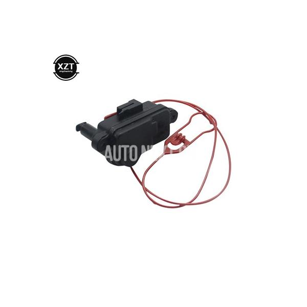 燃料タンクカバースイッチ 1個 4l0862153D ドアロックアクチュエータ リリースモーター4l0862153d for アウディ A1 a3 a6 c7 