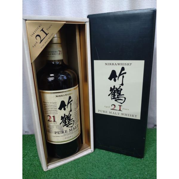 鶴 ウイスキー 箱入り 丸型ボトル Amazon.co.jp: ニッカ 竹鶴 ピュアモルトウイスキー43度700ml[新