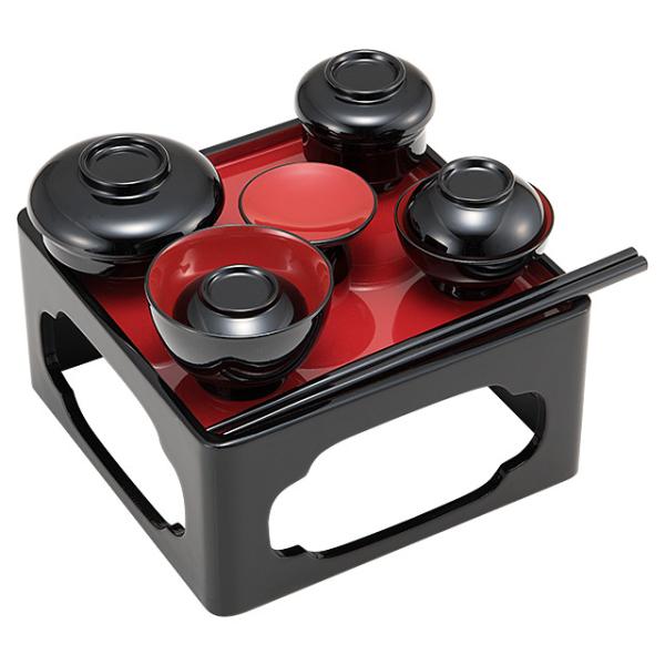 お膳　2セット　木製　漆器　黒漆　朱漆　木箱入り お膳 2セット 木製 漆器 黒漆 朱漆 木箱入り