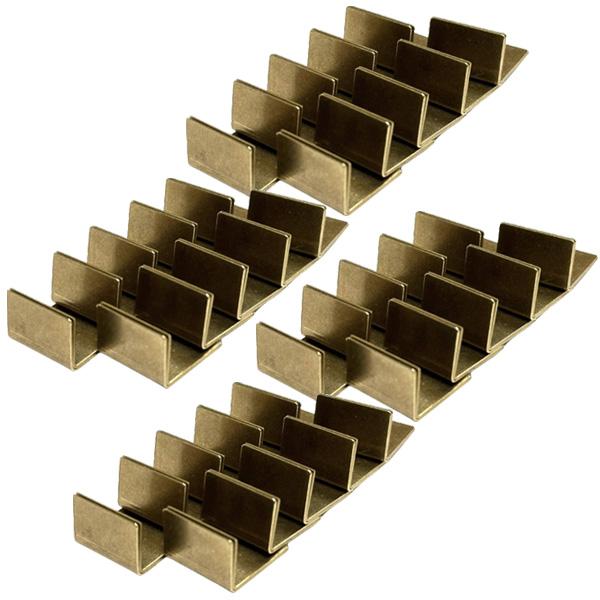 ・お得な40個入り、真鍮製のこだわりステーショナリーグッズです。・お店のディスプレイ用やプライススタンドに最適。・カードスタンドやメモスタンドとして使えます。・サイズ 約　W1.4×D1.5×H1.0cm（個別サイズ）※実測値であり、若干の...