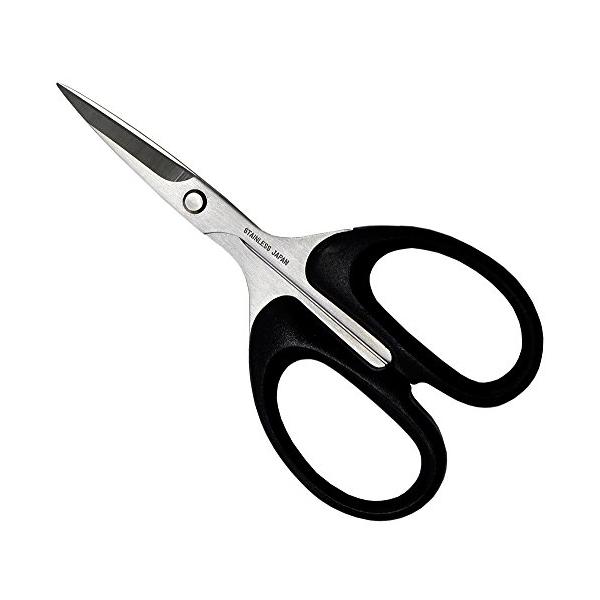 【ご購入後の当店からの連絡はご登録のメールアドレスに通知いたします。必ずご確認ください】【商品概要】サイズ:全長/125mm、刃長/35mm、幅/65mm本体重量:約32g生産国:日本【商品説明】無駄を省き、用途重視のデザインを追求した鋏先...