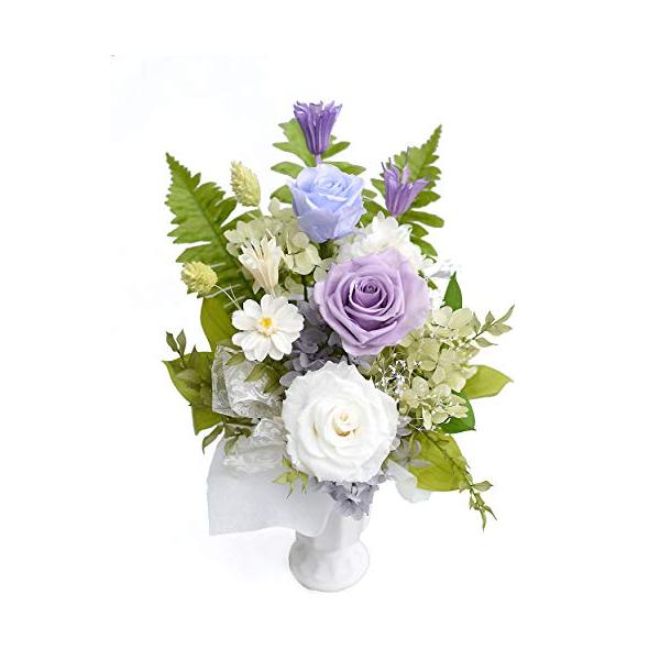 【ご購入後の当店からの連絡はご登録のメールアドレスに通知いたします。必ずご確認ください】●お水不要！お手入れ不要！枯れないお花プリザーブドフラワーのアレンジメントです。プロの手で一つ一つワイヤリング！選別した花材を使用しご注文後にラッピング...