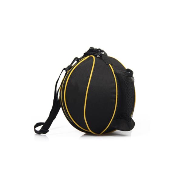 【商品概要】とっても便利！サイドポケットが２つもついたバスケットボールケース！ペットボトルやタオルを収納できます。毎日使っても大丈夫！テントの生地にも使用される耐久性、防水性の高いオックスフォード素材を使用しています。ショルダーストラップ付...