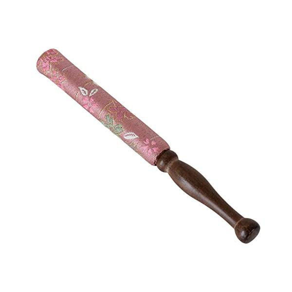 【ご購入後の当店からの連絡はご登録のメールアドレスに通知いたします。必ずご確認ください】【商品概要】さくら柄のりん棒です。リン棒の叩く部分に金襴が使われているので、音色が長く響きます。持ち手部分には「黒檀」の無垢材を使用しています。天然木の...