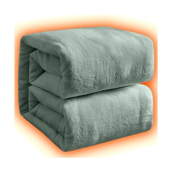 モダンカルダモングリーン/70*100CM/MT-731-01・Color:カルダモングリーンSize:70*100CM・パッケージ個数:1・軽くて暖かい 本製品は1枚の毛布に仕上げ、圧迫感を与えないです。毛足に空気を多く包み込んでいるため...