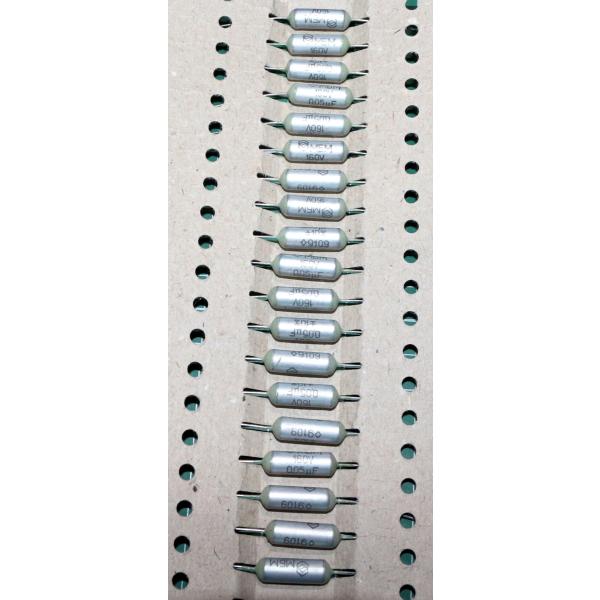 本品はMBMコンデンサーです。K40系のPIO ペーパーオイルコンデンサの前身のコンデンサーで現地ではトーンコンデンサと言われ希少扱い1個売りされています。それほど音質に特徴が有り最近話題となっております。-----ご注意とリスク-----...