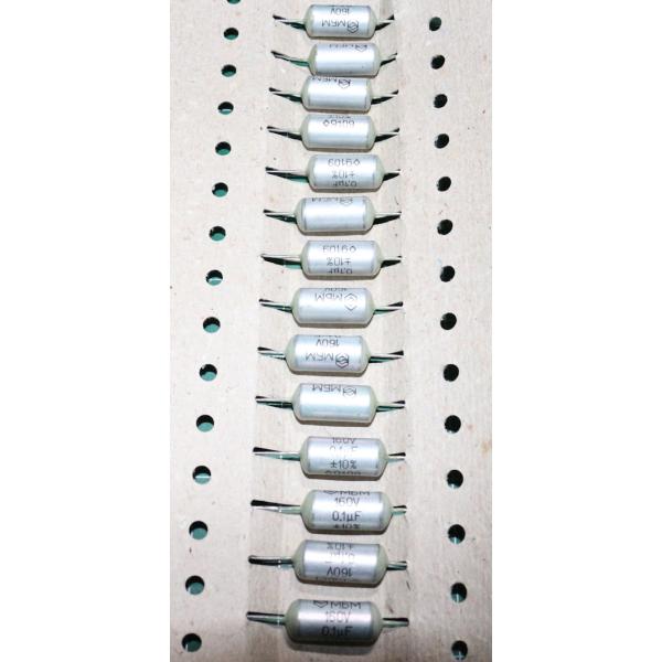 本品はMBMコンデンサーです。K40系のPIO ペーパーオイルコンデンサの前身のコンデンサーで現地ではトーンコンデンサと言われ希少扱い1個売りされています。それほど音質に特徴が有り最近話題となっております。-----ご注意とリスク-----...