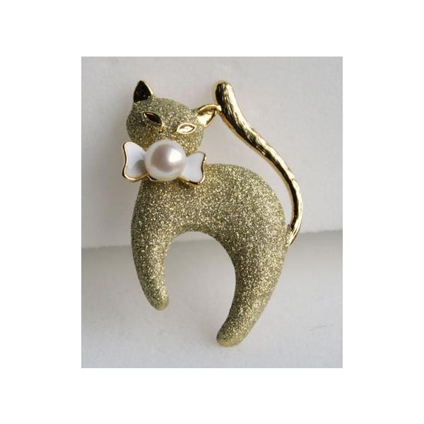 金猫 ネコ パール ブローチ 伊勢志摩産 アコヤ真珠 Pearl 誕生日