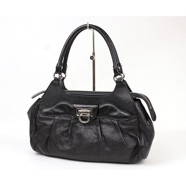 FERRAGAMO（フェラガモ） ハンドバッグ ショルダーバッグ 黒 肩掛け