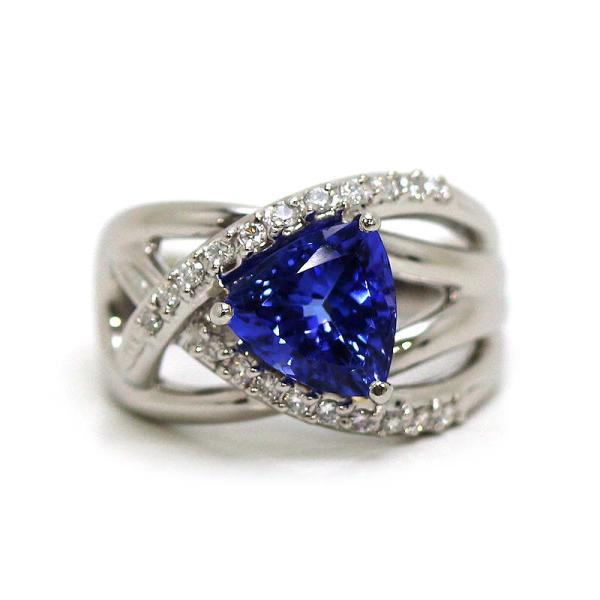 Pt900 タンザナイトリング 14号 2.15ct ダイヤモンド 0.20ct プラチナ