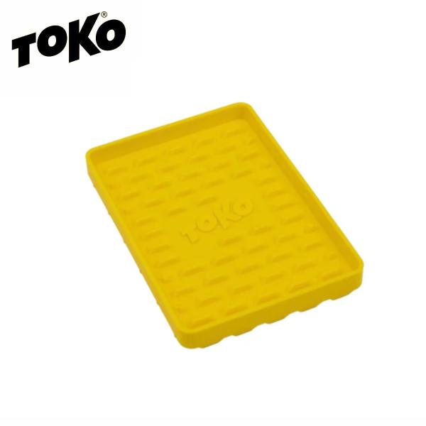 TOKOトコチューンナップ用品■5547133レーシングアイロンマット用途・説明・TOKOのアイロンマットは耐熱シリコン製で、ワックスがけをしないときでもアイロンを安全に置くことができます。※メーカー企画書の情報で商品登録を行っております。...