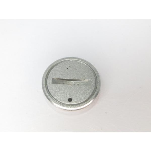 オリンパス（OLYMPUS） 【 装着確認済み 】OLYMPUS OM-1 シルバー 電池