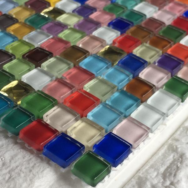 ガラスタイル ミックスカラー 10mm角 196粒 クラフト用 モザイク