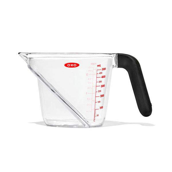 他サイト： オクソー　アングルドメジャーカップ　５００ｍｌ　１１１４９８０Ｊ　１個 （お取寄せ品）の商品画像