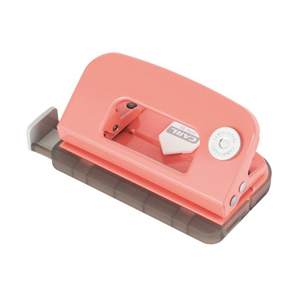 他サイト： カール事務器　デコレパンチ　２穴　１０枚穿孔　ピンク　ＤＰＮ−３５−Ｐ　（お取寄せ品）の商品画像