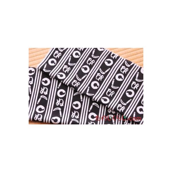 日本で古くから使われている日用品のひとつ、手ぬぐい。この木綿でできた薄手の布は、赤ちゃんから大人まで、色々なところで使われてきています。<<手ぬぐいの使用例>>・赤ちゃんの沐浴布として・食卓のランチョンマットとして・...