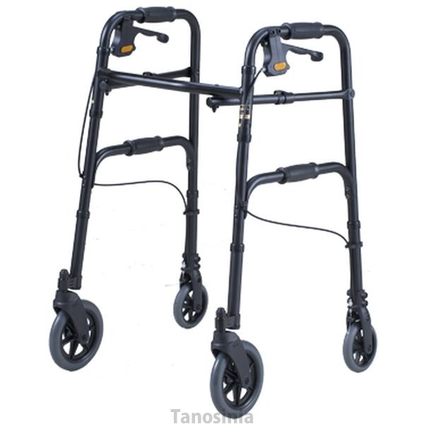 セーフティーアームVタイプウォーカーハイの仕様●サイズ／幅64×奥行57×高さ82〜92（5段階／2.5cm）cm、折りたたみ時：奥行15.5×高さ85cm、ハンドル内幅：42cm●車輪サイズ／前輪18×後輪12.5cm●重さ／5kg●材質...