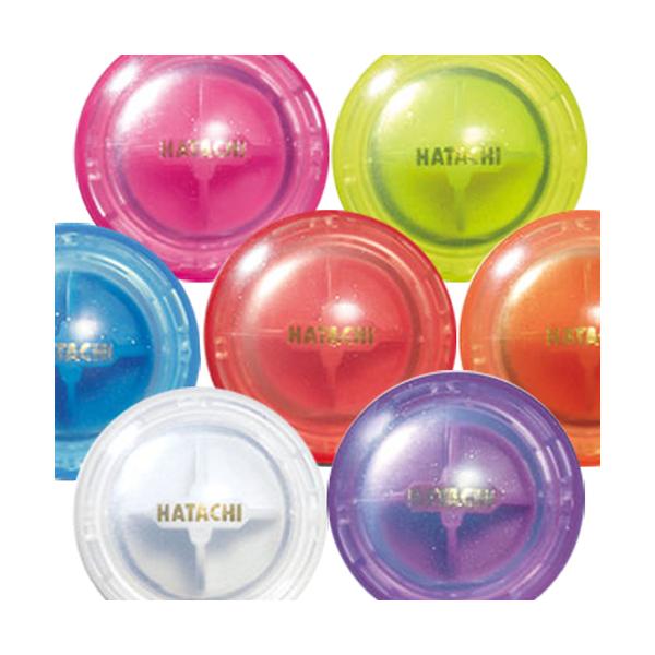 ・転がり性能を追求した進化系ボール・中空構造を更にパワーアップするため、独自のインナーブレイドを内蔵。・ボール打撃時の変形を抑制し、狙ったところに転がりやすい●素材/特殊合成樹脂●サイズ/約φ6cm●重量/約93g●カラー/ホワイト、ブルー...