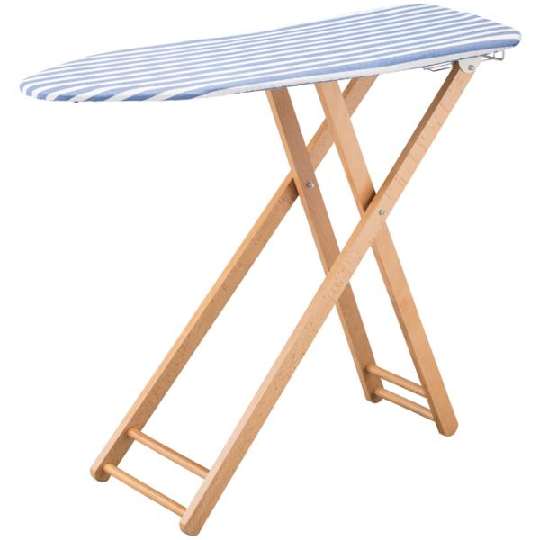 ●爽やかなストライプ柄と木製の脚を採用したアイロン台。