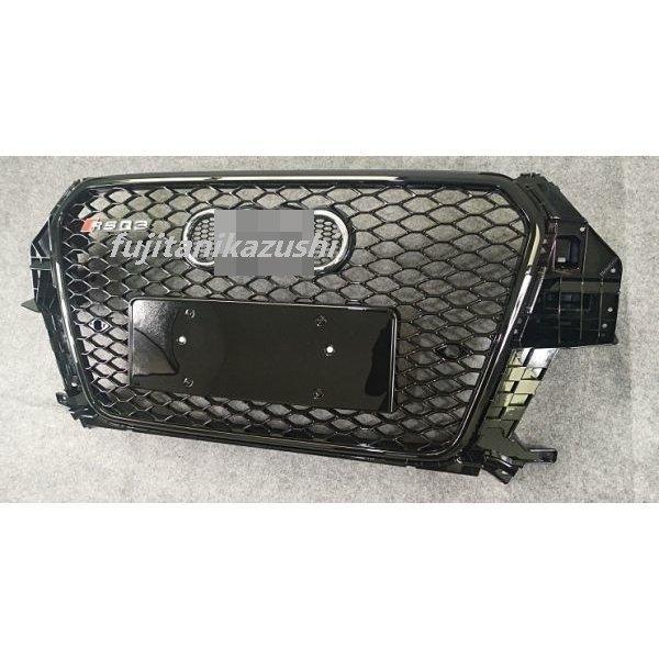 アウディ Q3 RSグリル　フロントバンパー ブラックグリル メッキエンブレム