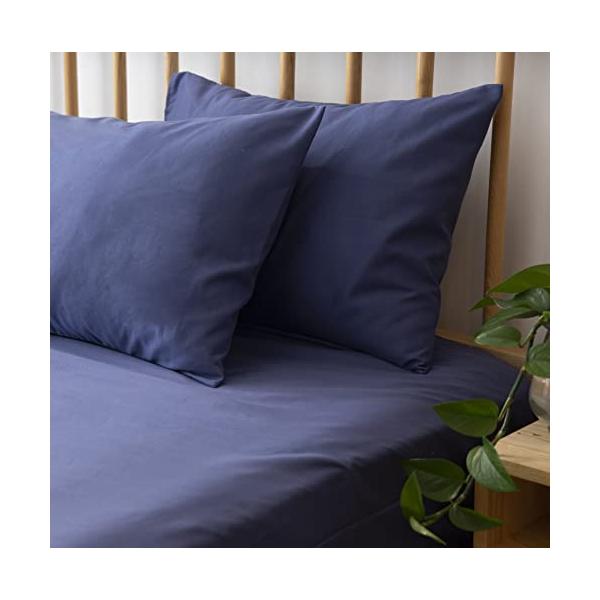 カラー：ネイビーサイズ：枕カバースタイル：?方【43×63cm/二枚入り】素材：ポリエステル100％ 合わせ式 枕カバーの取り付け・取り外しは簡単です。【素肌にやさしい生地】表面磨き再生繊維を採用し、普通の綿より柔らかくて、優しい肌触りで心...