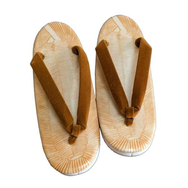 ■サイズ　【フリーサイズ】　巾　約8.5ｃｍ、長さ　約23.5ｃｍ(実寸)　およそ 22.5〜24.5ｃｍ対応。■素材　表　：ビニール　底　：スポンジ　鼻緒：ハイミロン女性用の草履（雪駄）です。着物や作務衣等、普段でも和装をたしなまれている...