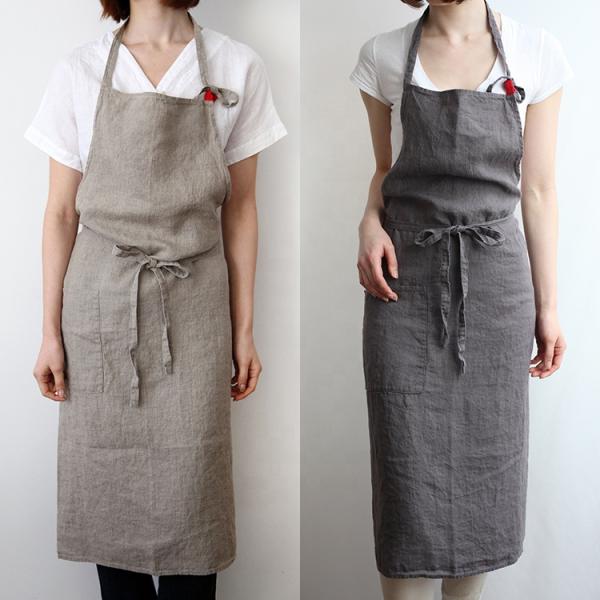 ☆【自由に調整できるネックストラップ】好みの位置にネックストラップを調整して、エプロンの長さを変えることができます。これにより夏の薄着の時でも、冬の厚着の時でも素晴らしい着け心地を実現しています。☆【男女兼用】美しいボディラインを演出するこ...