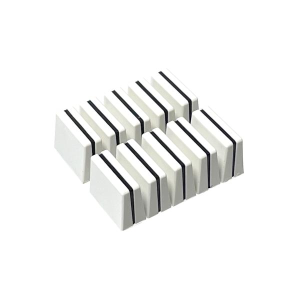 ミキサーのフェーダー/スライドボリューム用ツマミ/ノブ 10個セットフェーダーの軸幅が4mmのもの用（軸穴まで5mmの深さがあります）色：ホワイト、横幅：20mm、高さ：15mm紛失や破損してしまったツマミの交換用としてお使い頂けます。お得...