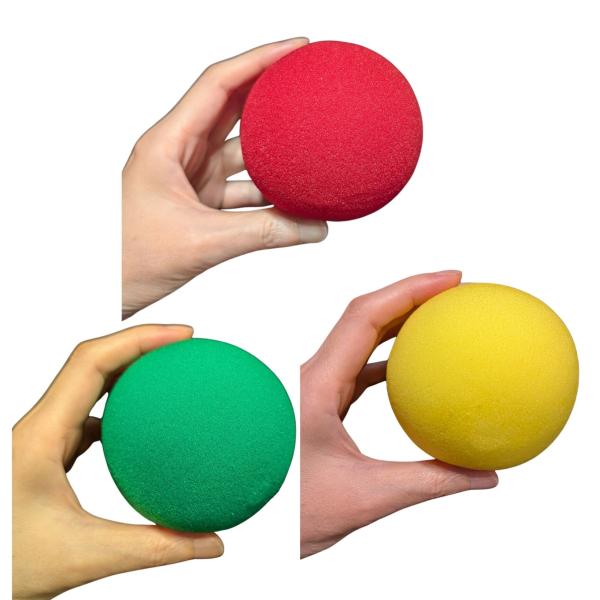 手品屋オリジナルのマジック専用に特別に製作したウルトラソフトスポンジボール　各色1個の価格です。 私が知る限り業界一やわらかいスポンジボールです！！（個人の感想） ものすごく柔らかいので、女性の私の手でも余裕でパーム出来るのでとても扱いやす...